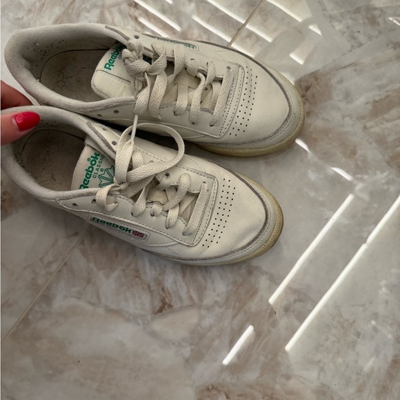 Reebok classic off white sneakers - Picture 5 of 7